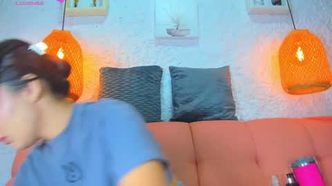 Snapshot of emiily_s chatting on September 25, 12:04 pm Emily online show from September 25, 12:04 pm