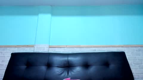 Snapshot of emiily_smile chatting on September 19, 12:15 pm Emily online show from September 19, 12:15 pm