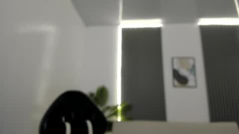 Snapshot of emiilycutex_ chatting on September 13, 12:24 pm online show from September 13, 12:24 pm