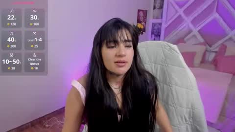 Snapshot of emilayton_ chatting on September 23, 7:12 pm emilayton_ online show from September 23, 7:12 pm