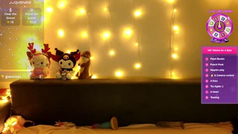 Emili online show from January 7, 11:37 am