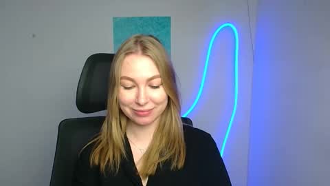 Emilia online show from April 5, 11:31 am