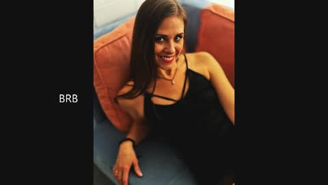 Emilia Bedy online show from April 15, 9:10 am