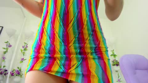 emilie_cifuentes online show from January 15, 3:11 am