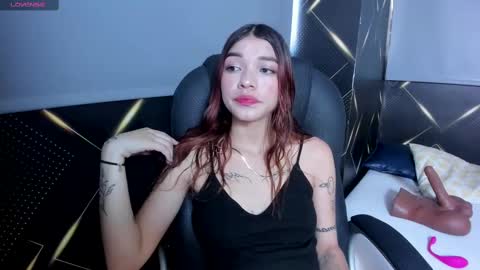 emilie_cifuentes online show from March 11, 12:28 pm
