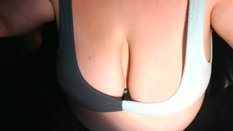 emilie foxx online show from July 5, 8:58 pm