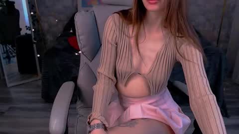 Emily online show from March 14, 12:28 pm