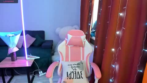 Emiliya online show from January 10, 4:50 am