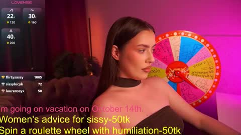 Snapshot of emiliyaroude chatting on October 12, 4:31 pm Emiliya online show from October 12, 4:31 pm