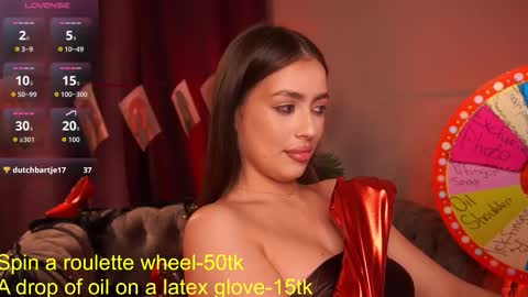 Snapshot of emiliyaroude chatting on September 19, 1:32 pm Emiliya online show from September 19, 1:32 pm