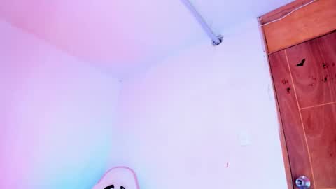 emily online show from March 28, 6:51 pm