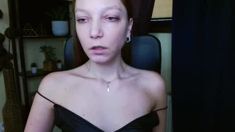 Emilly online show from February 20, 2:07 pm