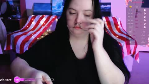 Snapshot of emillybones chatting on October 22, 10:59 pm Emily online show from October 22, 10:59 pm