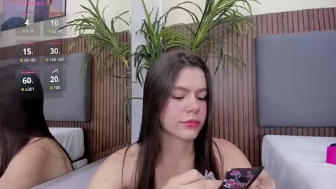 emillyharper_ online show from November 19, 4:01 am