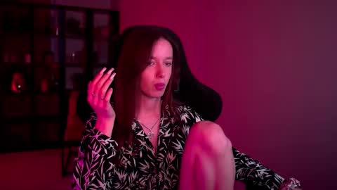 emillywade online show from January 7, 12:19 pm