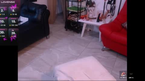 Snapshot of emily1_rosse chatting on September 11, 8:31 pm Rosse online show from September 11, 8:31 pm
