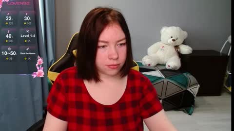 Emily 3 online show from September 9, 2:11 am