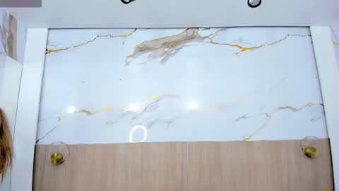 Snapshot of emily_browne chatting on October 21, 7:18 pm emily online show from October 21, 7:18 pm