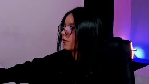 Snapshot of emily_carter19 chatting on March 8, 8:46 pm Emily Carter online show from March 8, 8:46 pm