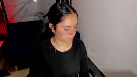Snapshot of emily_carter19 chatting on September 16, 5:59 am Emily Carter online show from September 16, 5:59 am