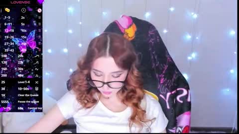 emily_cline online show from November 6, 8:53 am