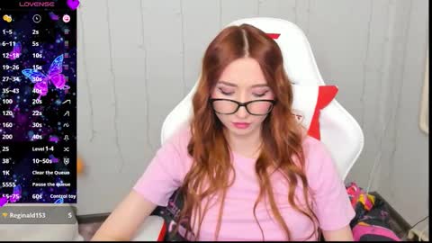 emily_cline online show from October 21, 11:20 pm