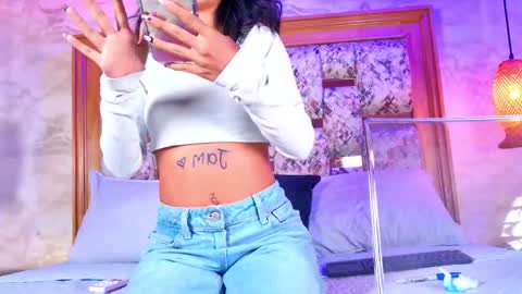 emily_dempsey online show from March 30, 7:35 pm