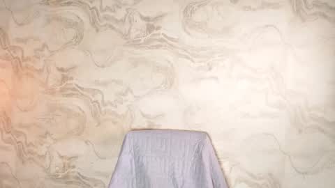 emily_dempsey online show from March 18, 7:08 pm