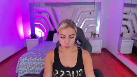 Emily online show from January 15, 10:27 am