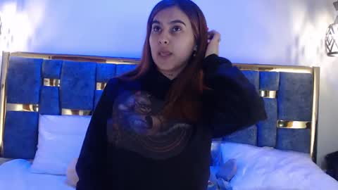 Snapshot of emily_fox_3 chatting on October 4, 3:34 am emily fox 3 online show from October 4, 3:34 am