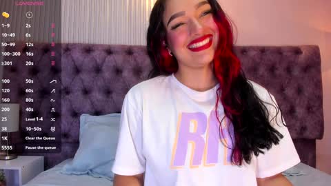 Emily online show from December 13, 7:43 pm