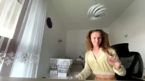 Emily  online show from October 14, 10:29 am