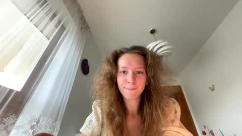 Emily  online show from October 9, 10:19 am