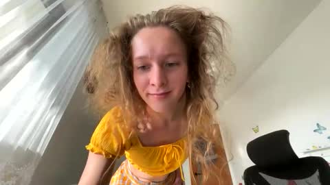 Emily  online show from October 8, 7:24 am