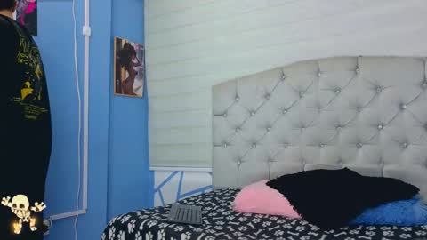 Emily jhon online show from November 2, 3:48 pm