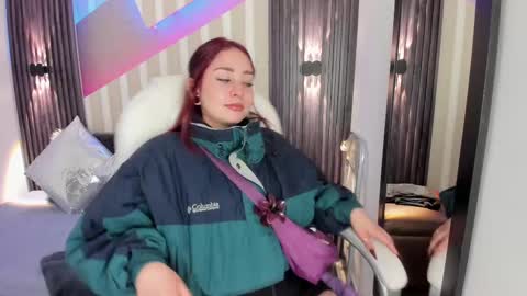 Emily online show from November 11, 2:47 pm