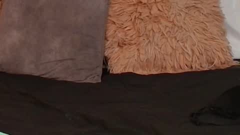 Snapshot of emily_loperaa chatting on September 19, 12:53 am Emily online show from September 19, 12:53 am