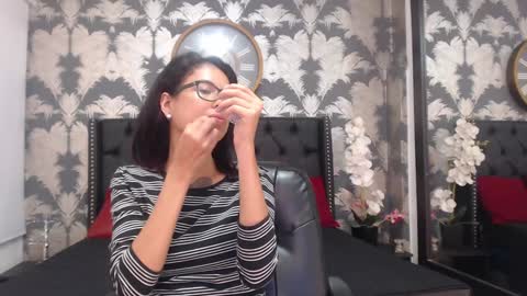 Emily online show from January 30, 3:40 pm