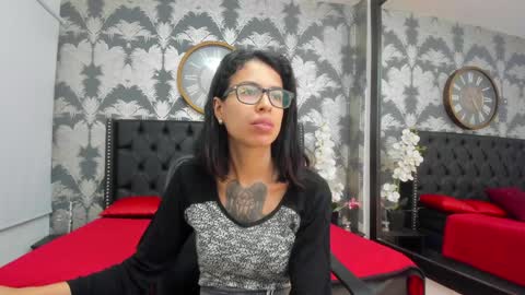 Emily online show from February 5, 2:05 pm