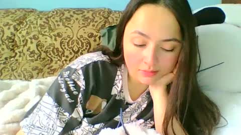 emily_morning_dew online show from December 27, 9:28 am