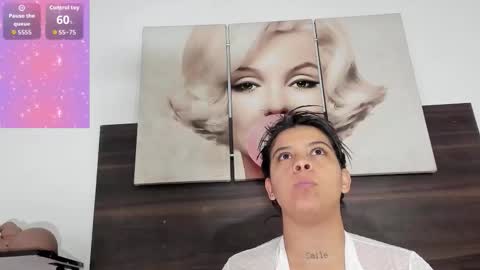 Snapshot of emily_rivera78 chatting on October 8, 8:18 am Emily online show from October 8, 8:18 am