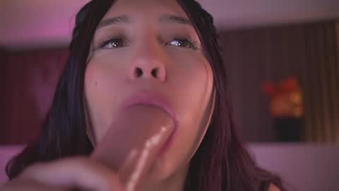 Emily online show from April 14, 11:32 am