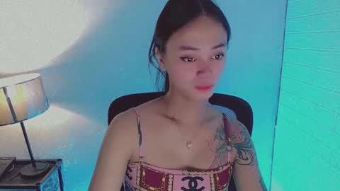 Snapshot of emily_sexyslut chatting on September 19, 3:38 am emily_sexyslut online show from September 19, 3:38 am