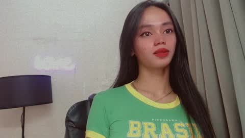 Snapshot of emily_sexyslut chatting on January 5, 4:59 pm emily_sexyslut online show from January 5, 4:59 pm