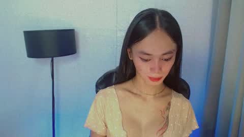 Snapshot of emily_sexyslut chatting on December 6, 2:46 am emily_sexyslut online show from December 6, 2:46 am