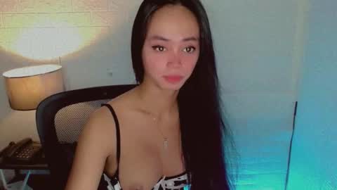 Snapshot of emily_sexyslut chatting on September 8, 4:39 pm emily_sexyslut online show from September 8, 4:39 pm