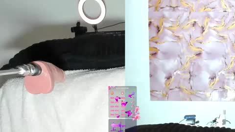 Emily Thompson33 online show from January 17, 3:47 am