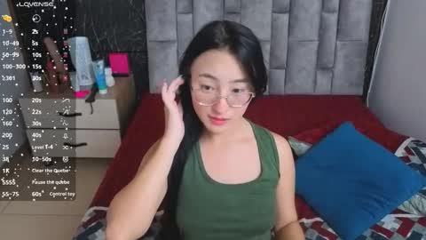 emily_vermont online show from November 4, 3:33 am