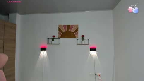 Emi online show from January 14, 9:42 pm