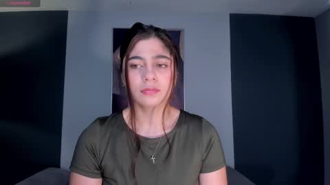 Emily Armstrong online show from December 5, 12:22 pm